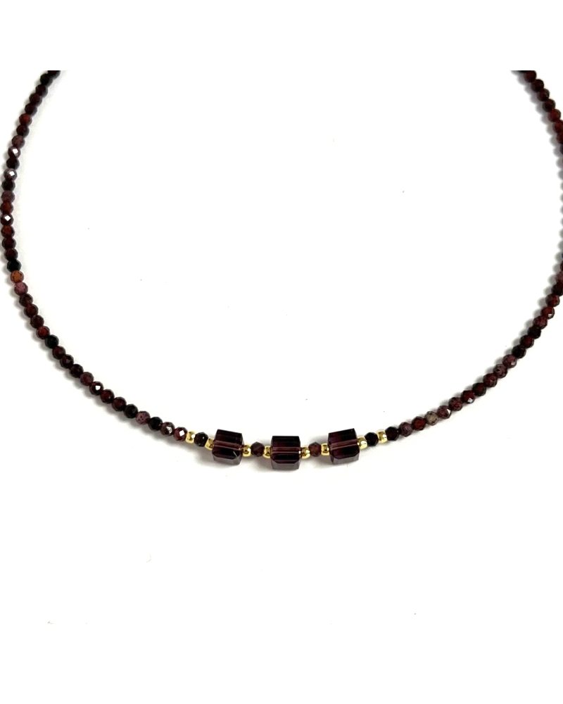 LATON DORADO COLLAR