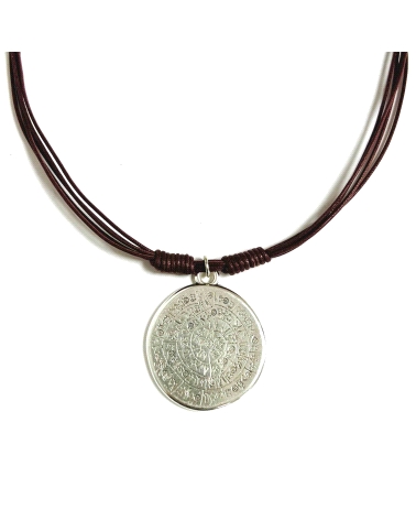 LATON COLLAR