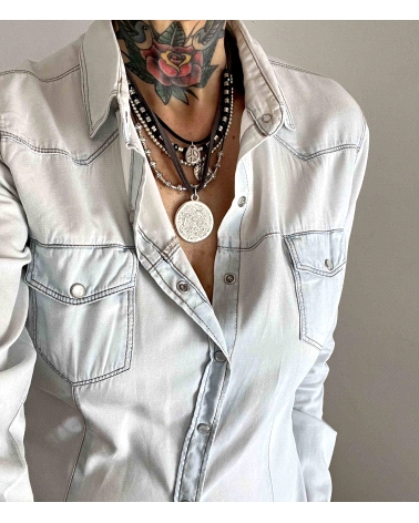 LATON COLLAR